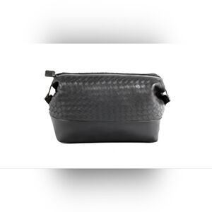 Brouk & Co Vegan Leather Toiletry Bag Black Woven Silver Zip Top Inside Pocket